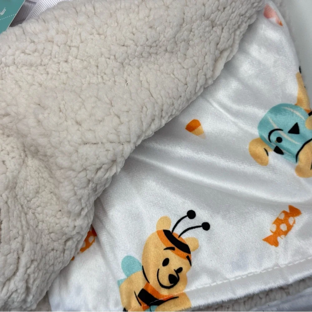 NEW Disney Winnie The Pooh Halloween Baby Blanket